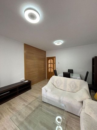 Piso en alquiler en Valdepeñas