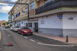 Local comercial en venta en Avda. De los Ogíjares en Armilla