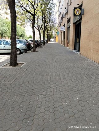 Local comercial en alquiler en Colores - Entreparques en Sevilla
