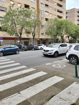 Local comercial en alquiler en Colores - Entreparques en Sevilla