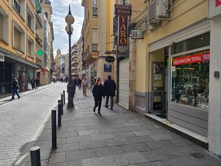 Local comercial en alquiler en Zona Centro en Córdoba