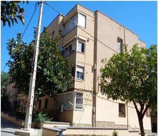 Piso en venta en Les Planes en Hospitalet de Llobregat, L´