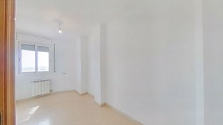 Piso en venta en Vallparadís en Terrassa