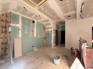 Local comercial en venta en Villayuventus-Renfe en Parla