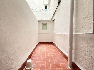 Local comercial en alquiler en Les Roquetes en Barcelona