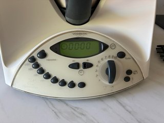 Robot Thermomix TM31  con todos los Accesorios