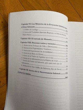 Libro: Libro de magia negra y pactos