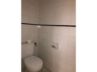 Local comercial en alquiler en Avda de Madrid - Pº de la Estación en Jaén