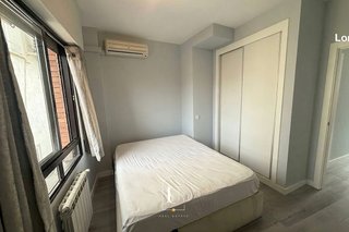 Ático en alquiler en Adelfas en Madrid