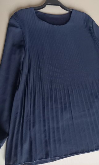 Blusa elegante blu