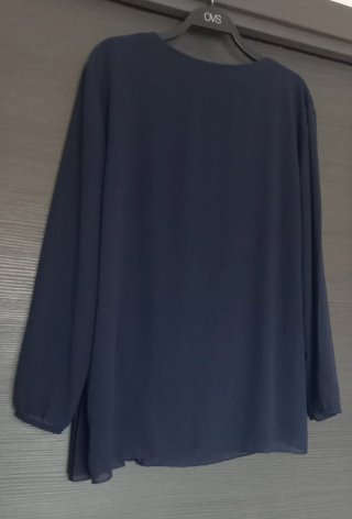 Blusa elegante blu