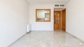 Piso en venta en Pajaritos - Plaza de Toros en Granada