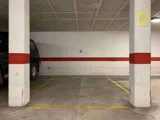 Garaje en venta en Sant Just Desvern