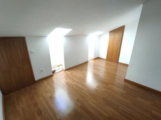Dúplex en alquiler en Las Eras de Renueva en León
