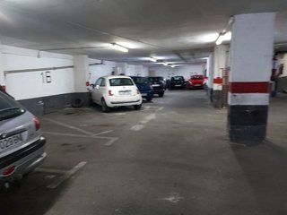 Garaje en alquiler en La Sagrera en Barcelona