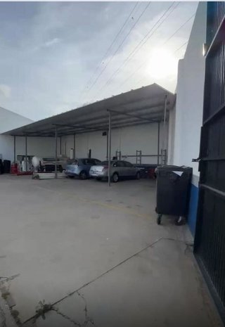 Nave industrial en alquiler en Polígonos - Recinto Ferial Cortijo de Torres en Málaga