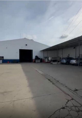 Nave industrial en alquiler en Polígonos - Recinto Ferial Cortijo de Torres en Málaga