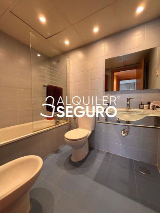 Piso en alquiler en Ensanche de Vallecas - Valdecarros en Madrid
