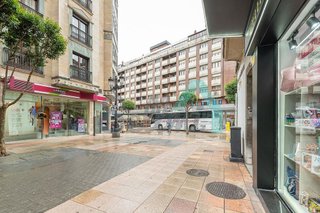 Local comercial en alquiler en Zona Teatro Campoamor en Oviedo