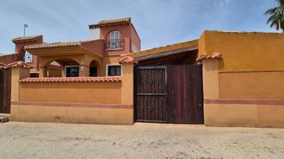 Chalet en venta en Nueva Torrevieja - Aguas Nuevas en Torrevieja