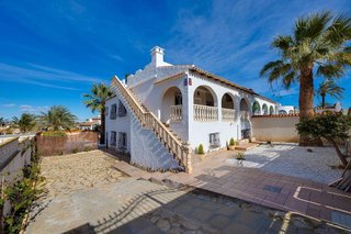 Casa pareada en venta en La Siesta - El Salado - Torreta en Torrevieja