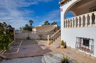 Casa pareada en venta en La Siesta - El Salado - Torreta en Torrevieja