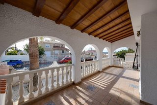 Casa pareada en venta en La Siesta - El Salado - Torreta en Torrevieja