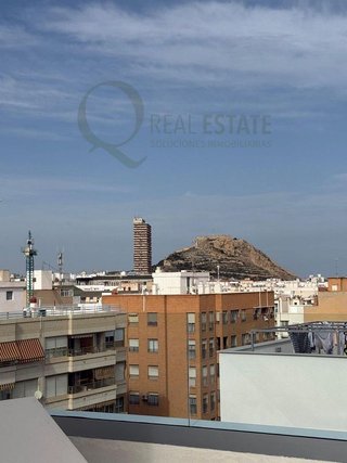 Piso en alquiler en Benalúa en Alicante
