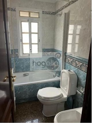 Chalet en alquiler en Colores - Entreparques en Sevilla