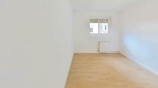 Piso en venta en Creu de Barberà en Sabadell