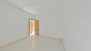 Piso en venta en Creu de Barberà en Sabadell