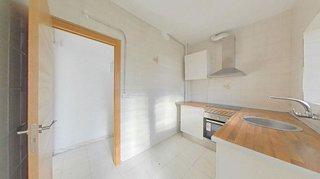 Piso en venta en Creu de Barberà en Sabadell