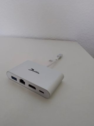 Adaptador Hub Delta 4 en 1