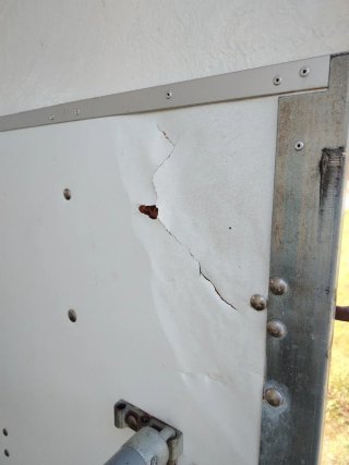 Remolque para dos caballos
