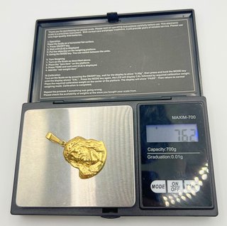 Colgante Oro 18k Jesús 7.62 gr