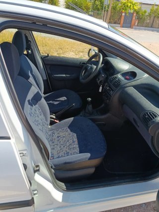 Peugeot 206 2001