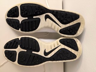 Zapatillas de golf Nike blancas y negras