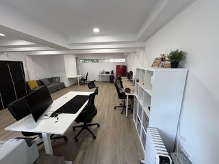 Local comercial en alquiler en Los Cármenes en Madrid