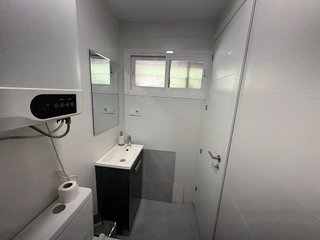 Local comercial en alquiler en Los Cármenes en Madrid