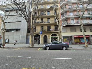 Local comercial en alquiler en Sant Antoni en Barcelona