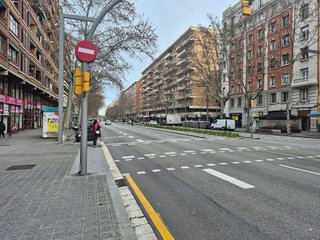 Local comercial en alquiler en Sant Antoni en Barcelona