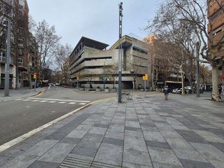 Local comercial en alquiler en Sant Antoni en Barcelona