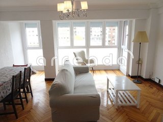 Piso en alquiler en Castilla - Hermida en Santander