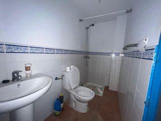 Local comercial en venta en Palacios y Villafranca (Los)
