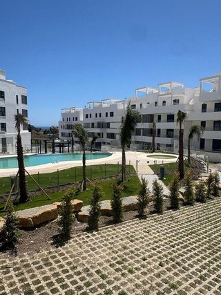 Piso en alquiler en El Mayorazgo - El Limonar en Málaga