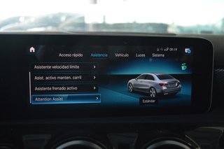 MERCEDES-BENZ Clase A Sedan A 180 d