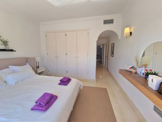 Piso en venta en Nueva Andalucía centro en Marbella
