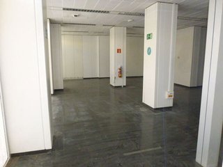 Local comercial en alquiler en La Malva-rosa en Valencia
