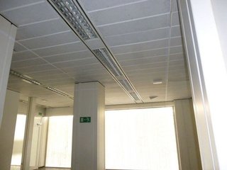 Local comercial en alquiler en La Malva-rosa en Valencia