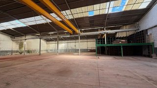 Nave industrial en alquiler en Tremañes en Gijón
